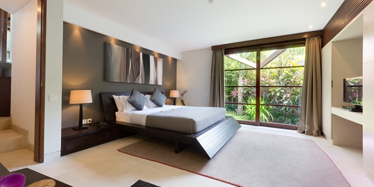 the-layar-4br-bedroom-three